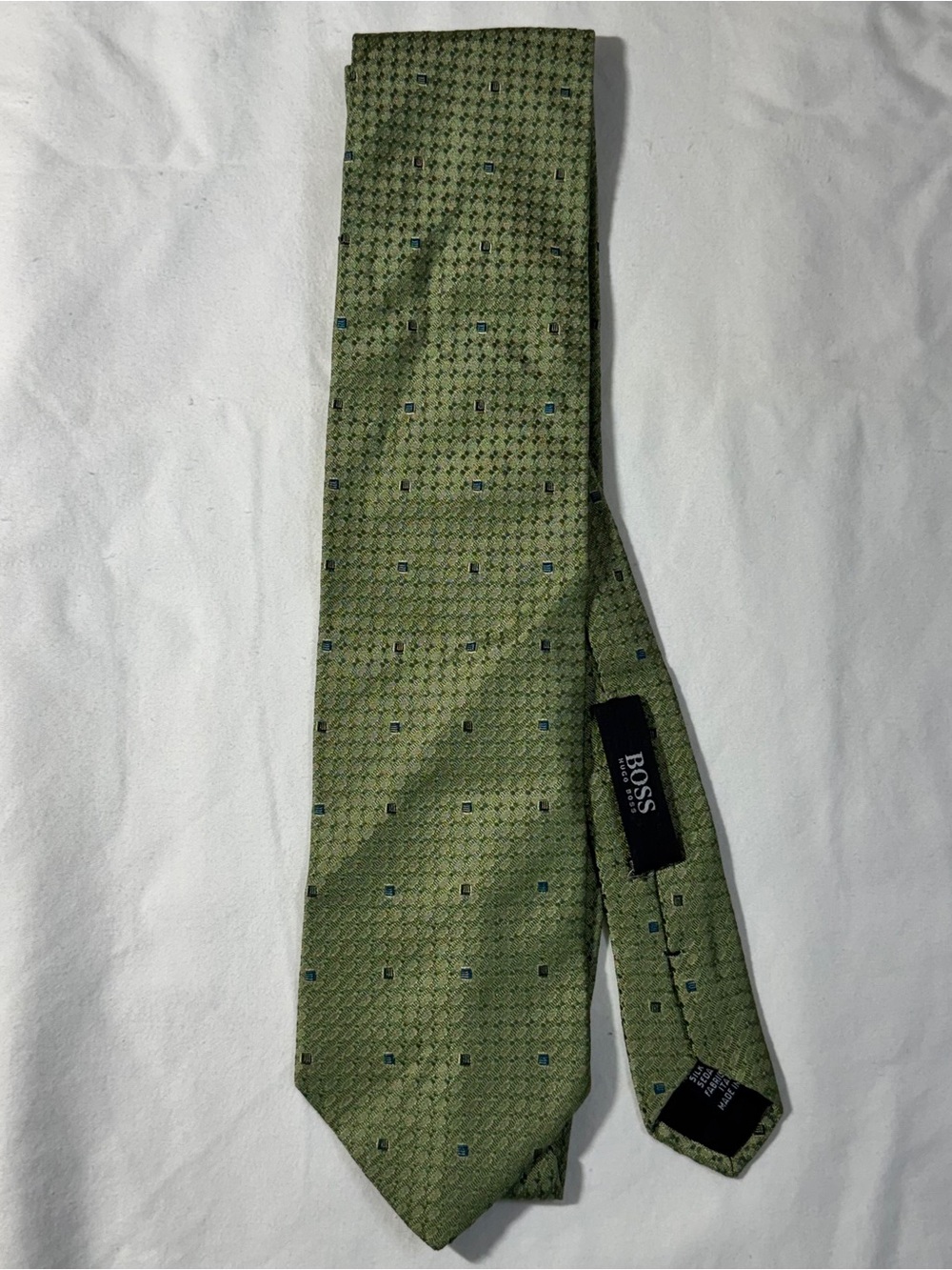 Hugo Boss Light Green Silk Tie with Subtle Geometric Dots